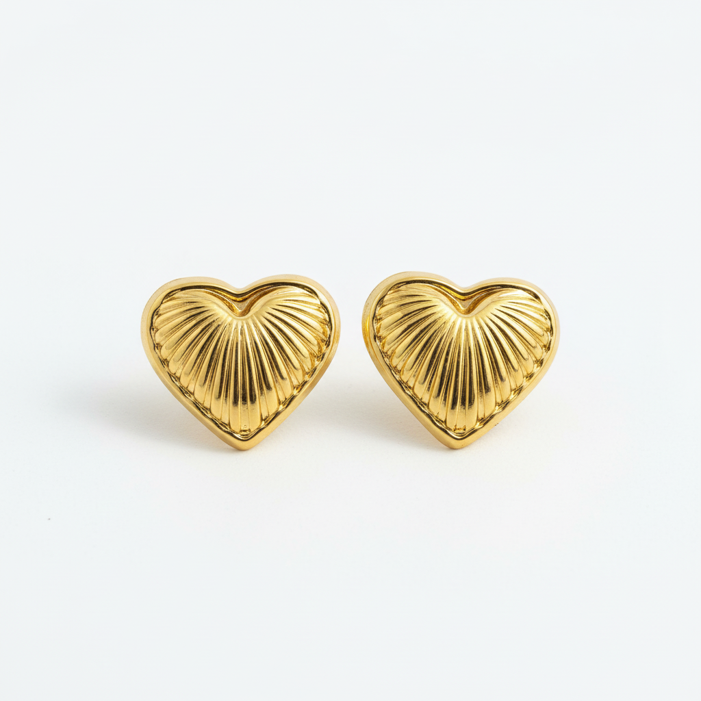 Clean White - Ribbed Heart Studs